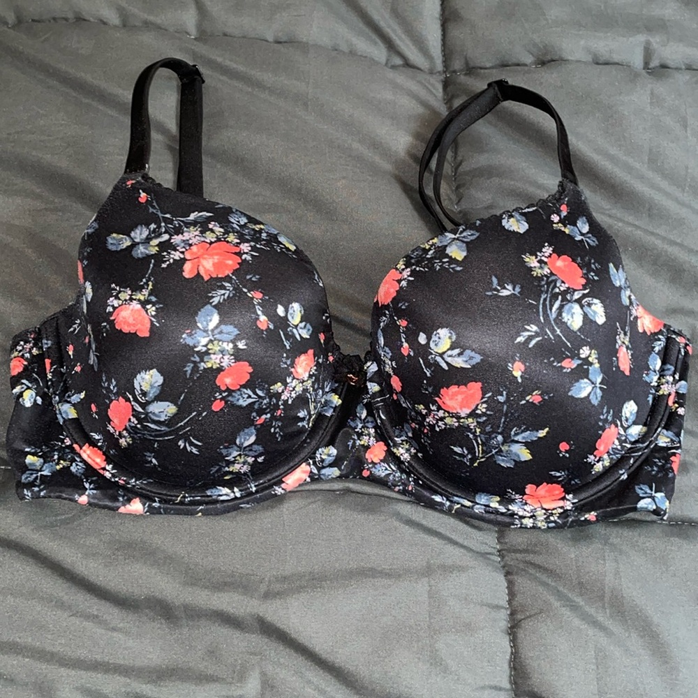 Body by Victoria lined Demi 34DD